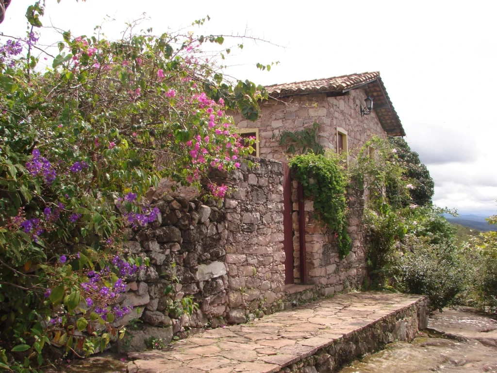 house in igatu